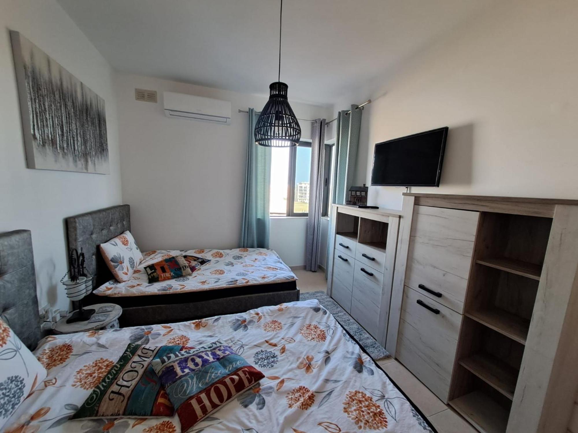 Sunshine Court Budget San Pawl il-Baħar Kültér fotó